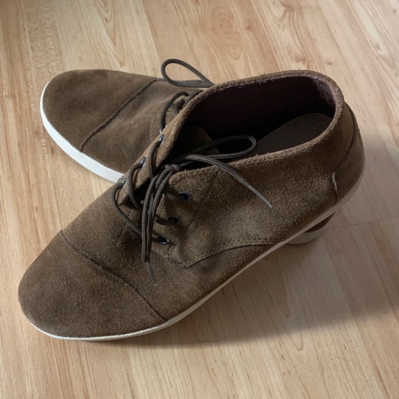 Toms Other - Toms Men's Brown Chukka Boots